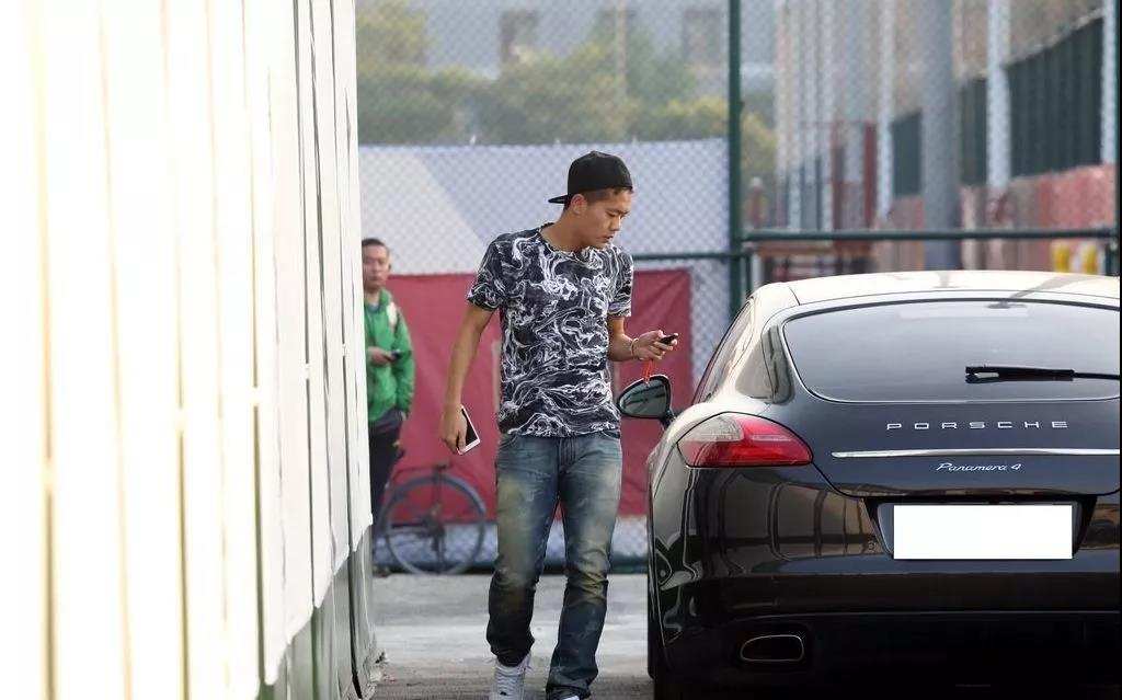 国足球员的豪车,国足座驾有多壕