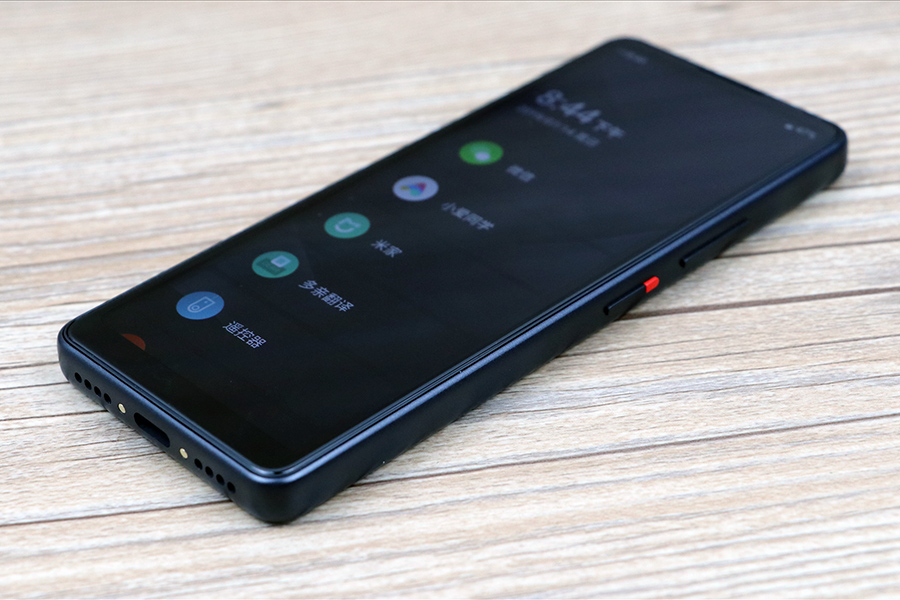 多亲Qin2Pro手机值得买吗？定制系统，智能遥控，降价到589元