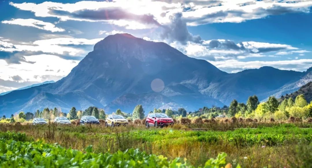 东南dx5最新款,东南汽车dx5新款试驾