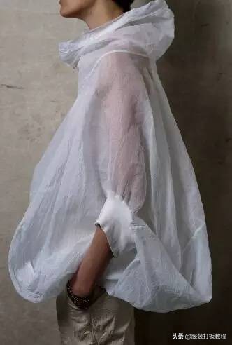 亚麻衣服一般多少钱,衣服亚麻材质