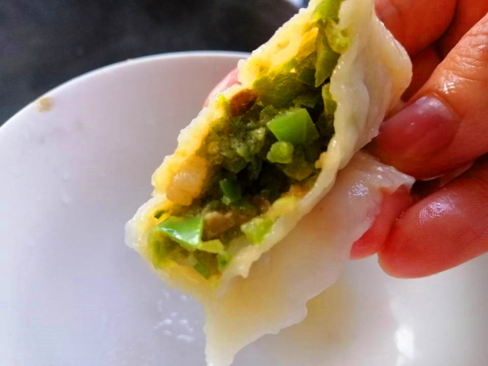 辣椒肉馅饺子放虾皮吗,辣椒肉馅饺子用青椒还是尖椒