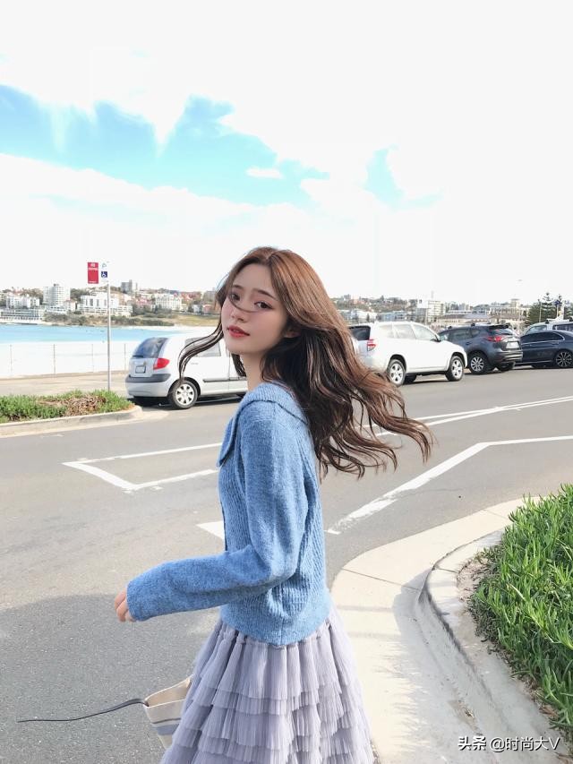 这样做让你的头发柔顺不掉发,怎么解决头发毛躁还不服帖