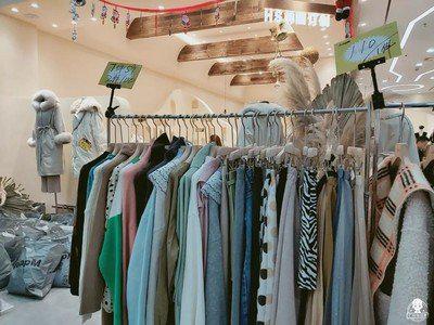 海南服装男服装批发市场,即墨服装批发市场品牌服装总代理