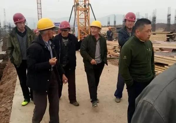 乡村振兴路上的圆梦人——记莒县洛河镇商家店子村“第一书记”单修昌