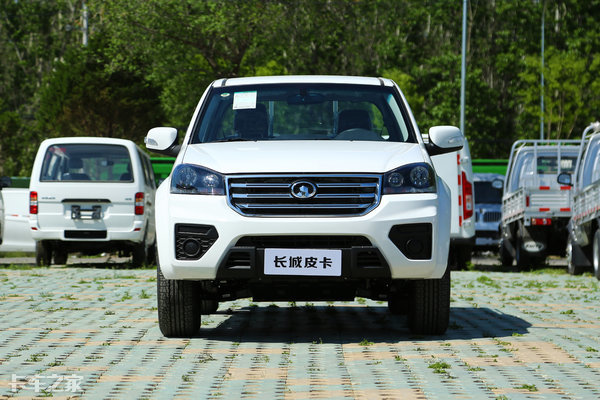 如何选13万元以下的柴油四驱皮卡,十万左右四驱性价比高的皮卡车