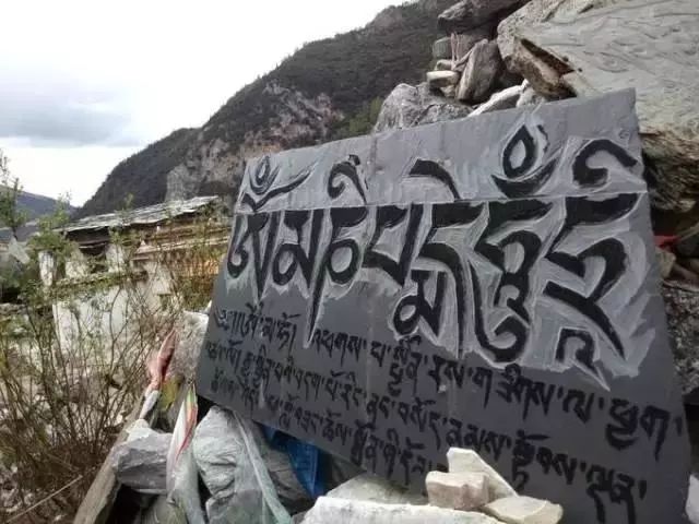 稻城亚丁白云,稻城亚丁风景没有想象中的那么美