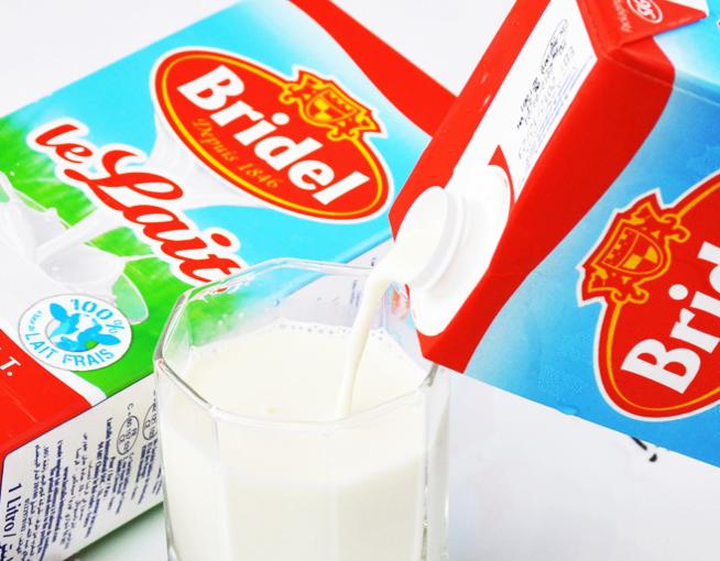 牛奶挑选小技巧,选购好牛奶这几个方法让你不踩坑