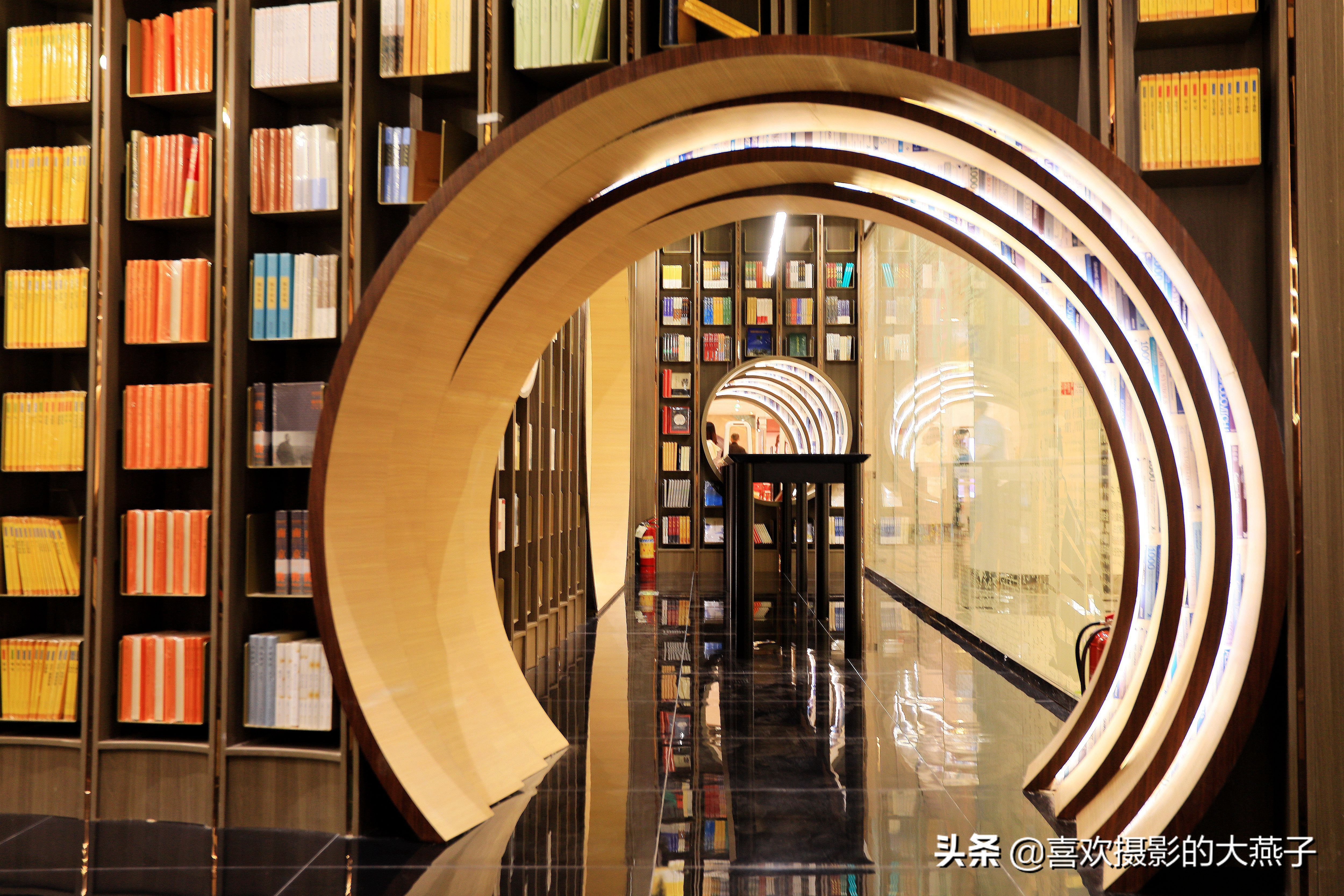 钟书阁北京老佛爷书店,北京钟书阁老佛爷店怎么去