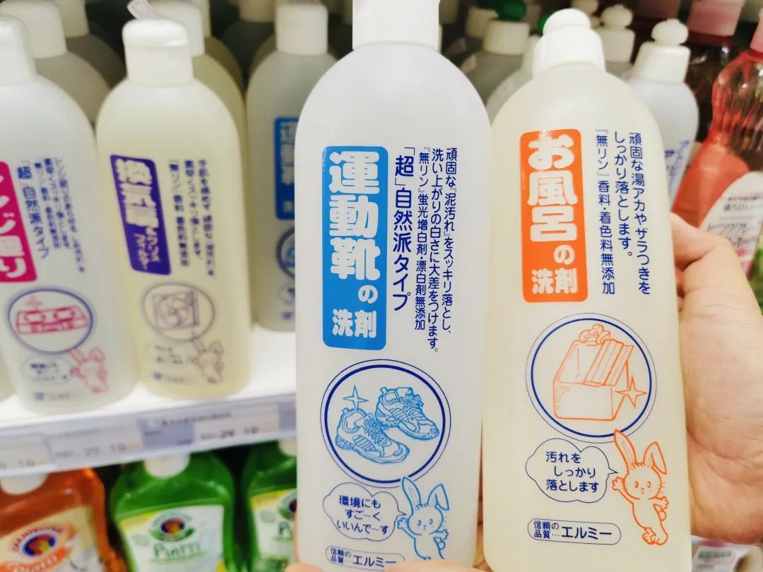 内含虹利白菜价！雷允上开起药妆店，这样的老字号请给我来一打