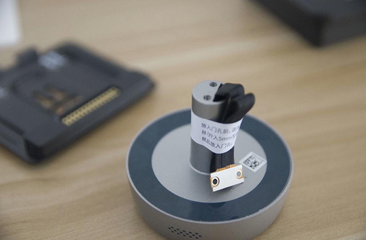 小白智能猫眼m1和小默智能猫眼,有了智能家居是一种什么样的体验