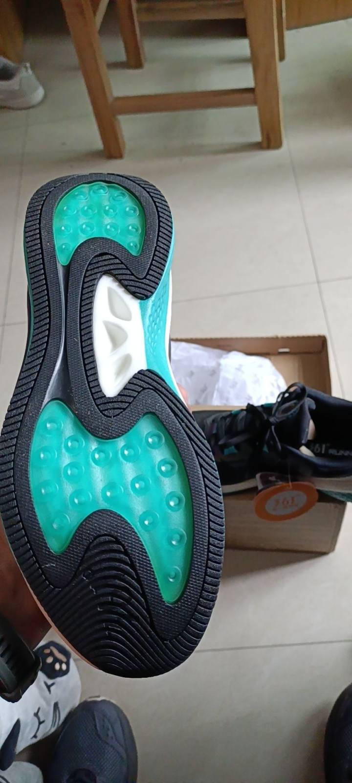 361雨屏5.0跑鞋正品,361雨屏5.0跑鞋开箱