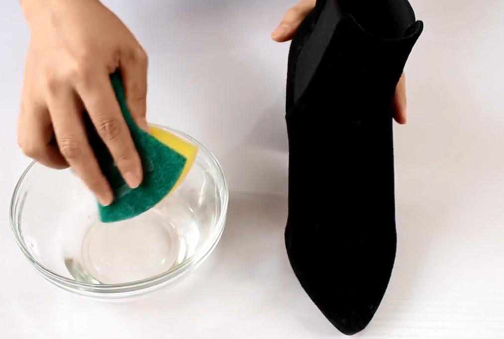 绒面过膝发霉靴子清洁小妙招,绒面靴子发霉了怎么洗掉