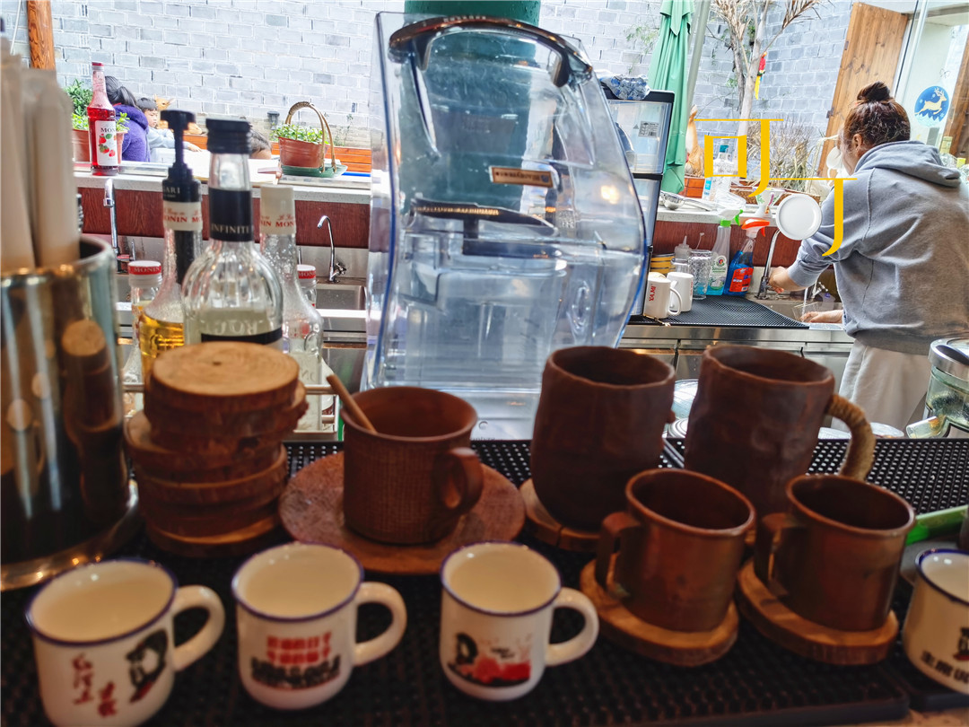 东钱湖韩岭老街白天玩还是晚上玩,打卡东钱湖韩岭老街