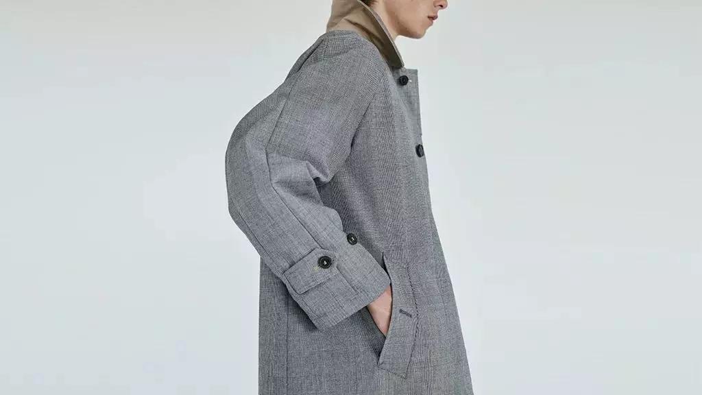 除了风衣三杰，英产风衣的美妙，它也能告诉你