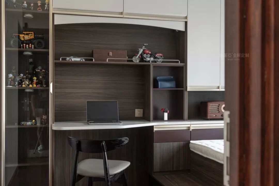 90后装修房子科技风格100平方,90后科技感装修