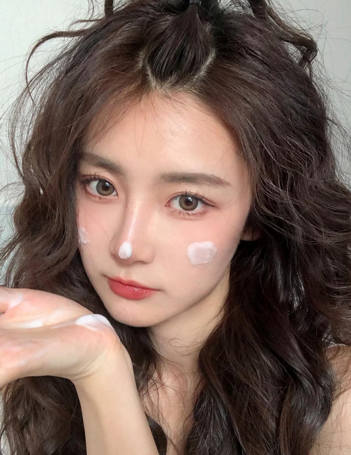 刚涂粉底液就发黄,刚涂粉底液就斑驳