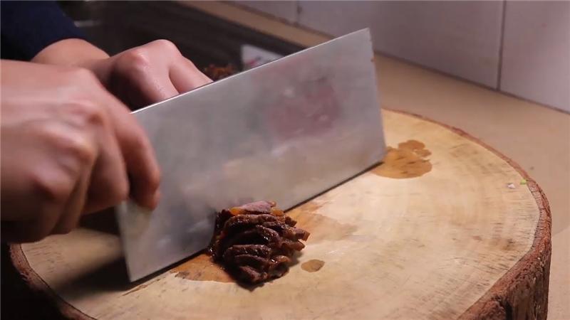 卤菜店为啥这么香,卤菜店的卤菜怎样做的