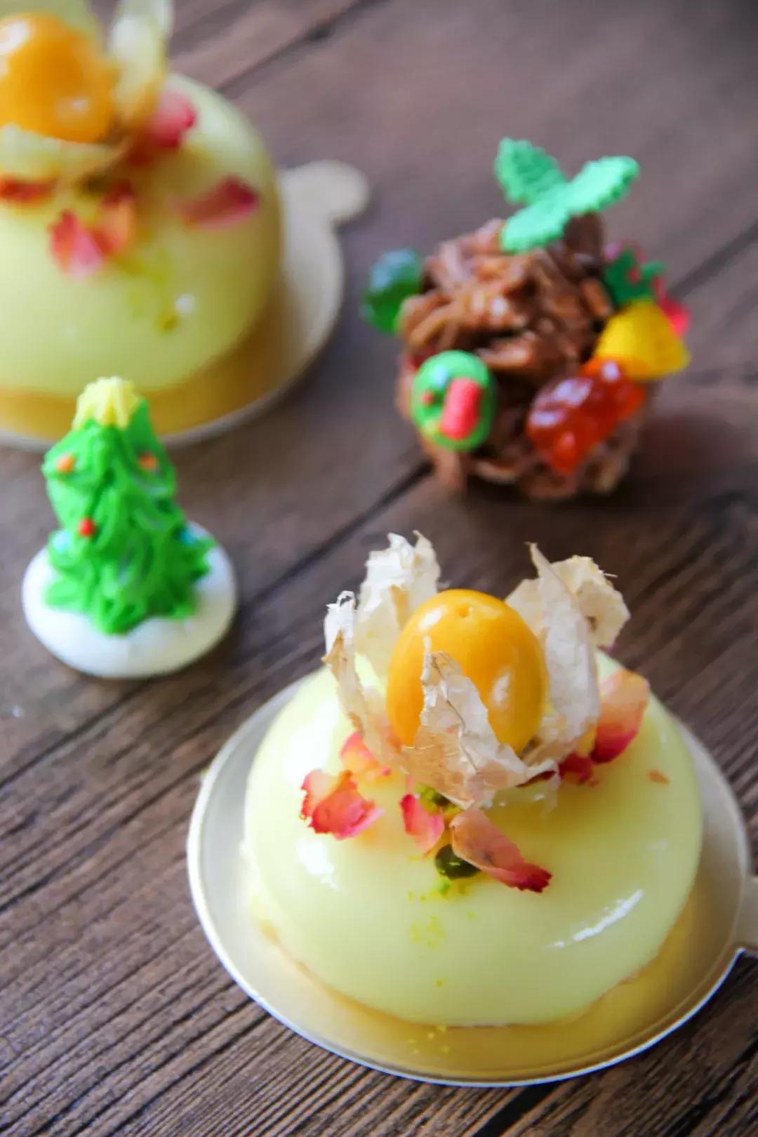 偷吃了一口圣诞老人的点心,找回少女心|涵碧楼·LBar