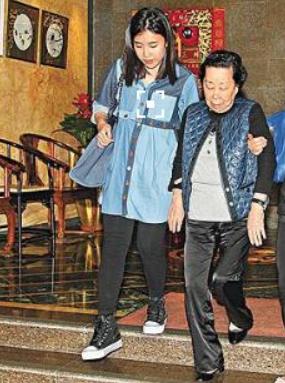 丑女甘比刘銮雄,最丑小三