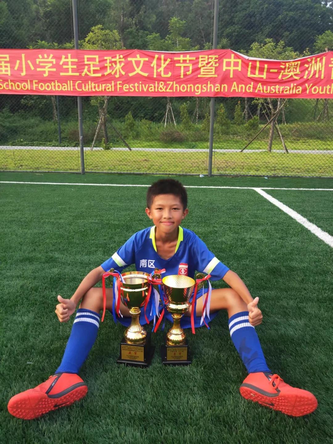 中山民间球王李雄文,中山民间球王