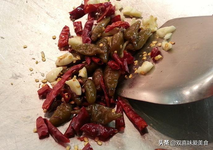 酸菜鱼片的做法和步骤视频川味,川味麻辣酸菜鱼下饭懒人