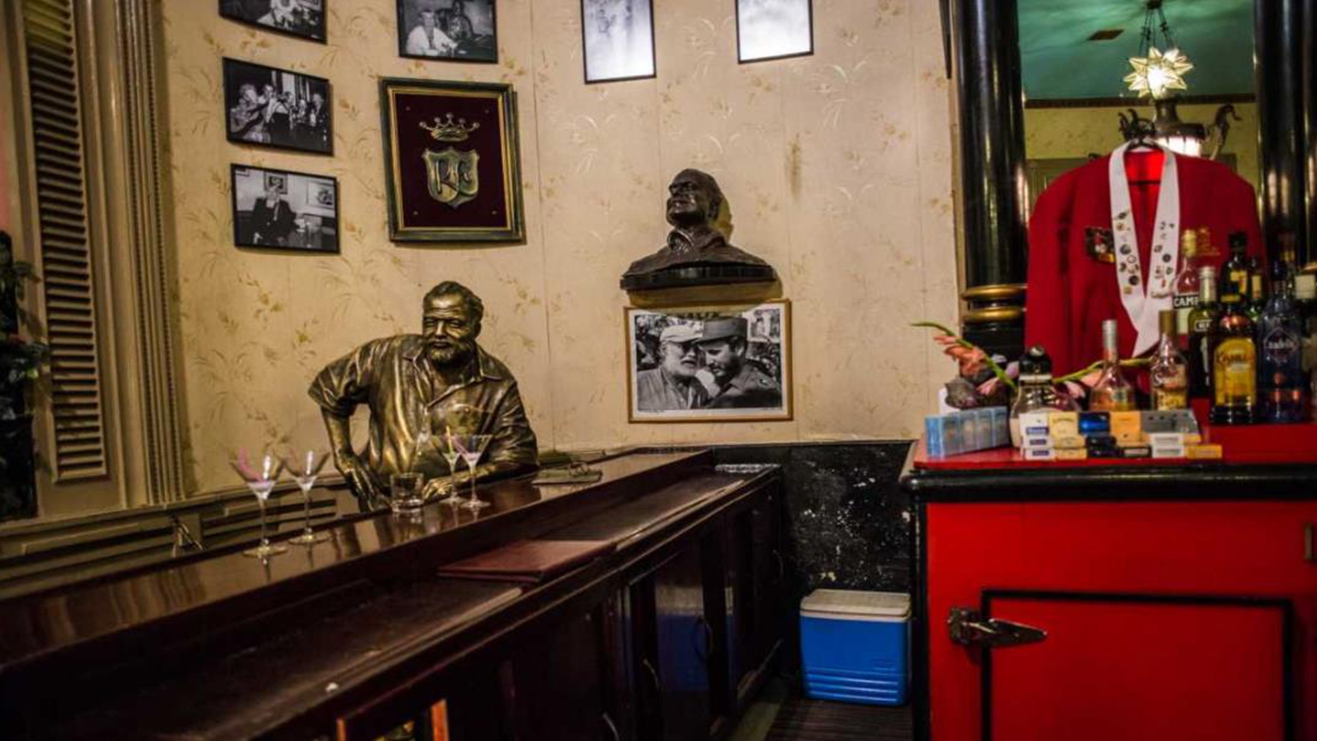 名人与酒的故事,关于名人和酒的故事