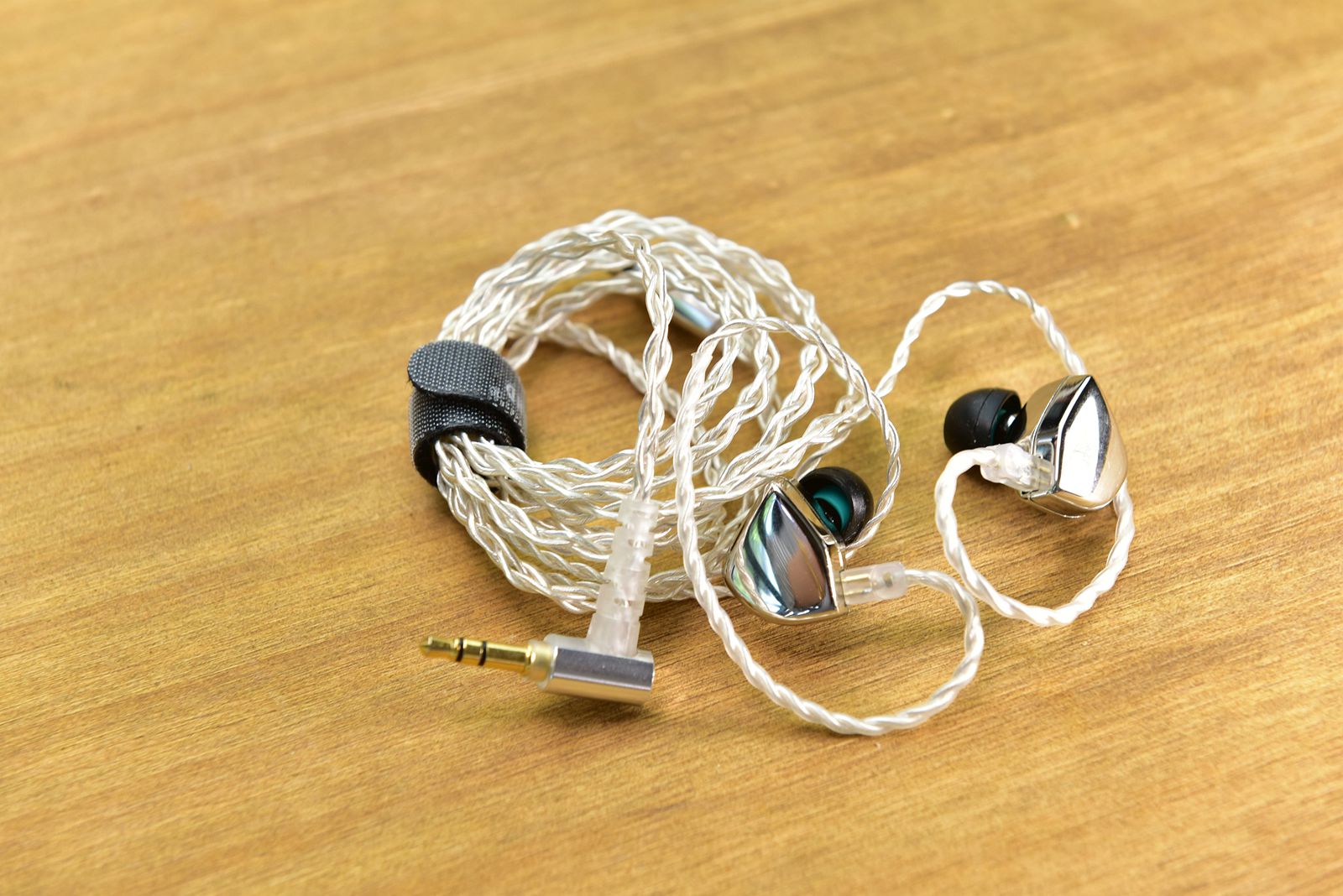 各品牌耳机音质对比beats,beats的音质好还是索尼的音质好