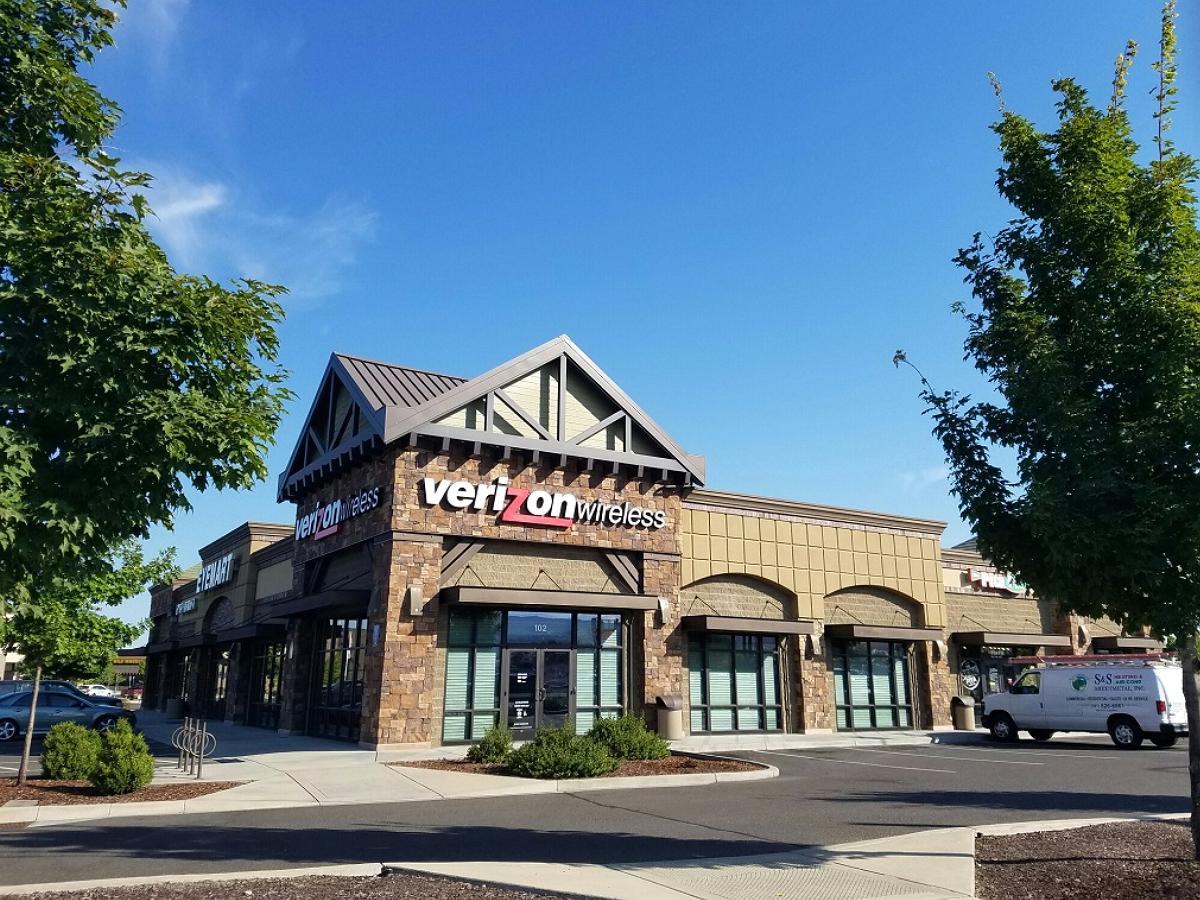 Verizon“输血”无用，爱立信股价大跌，华为：历史重演了