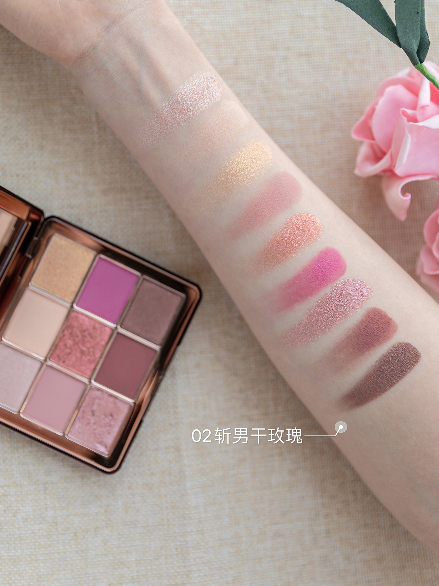 哪个牌子眼影好用不飞粉,不飞粉也不易脱妆眼影盘