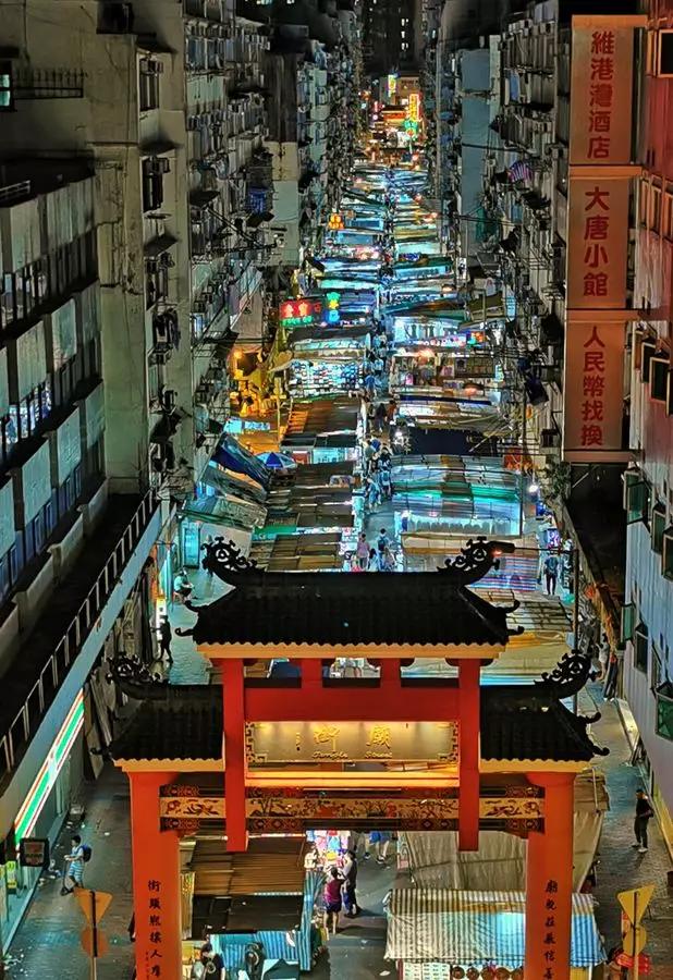 从来没见过如此冷清现场,从没见过如此空荡荡的长沙