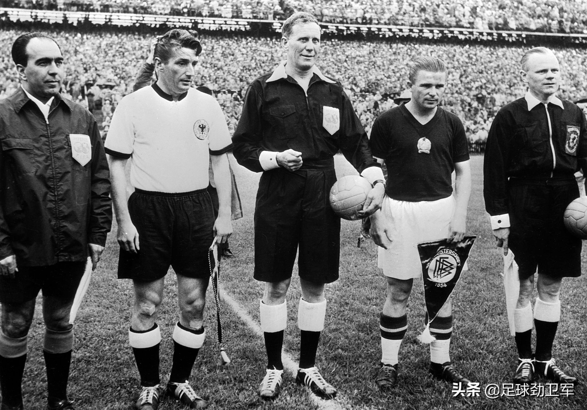 12%人口战死,却打败皇马和巴萨传奇,夺世界杯靠*毒冰**?中篇