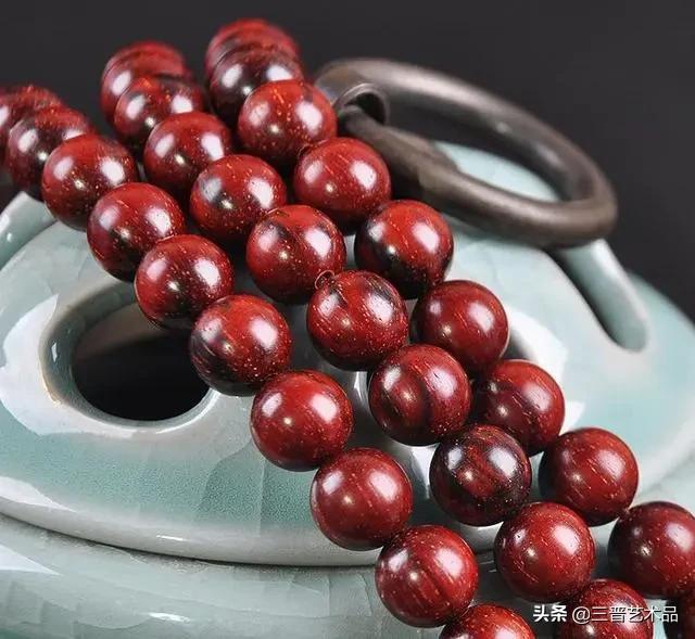 小叶紫檀与血檀的最简单鉴别办法,小叶紫檀金星怎么鉴别有几种品质