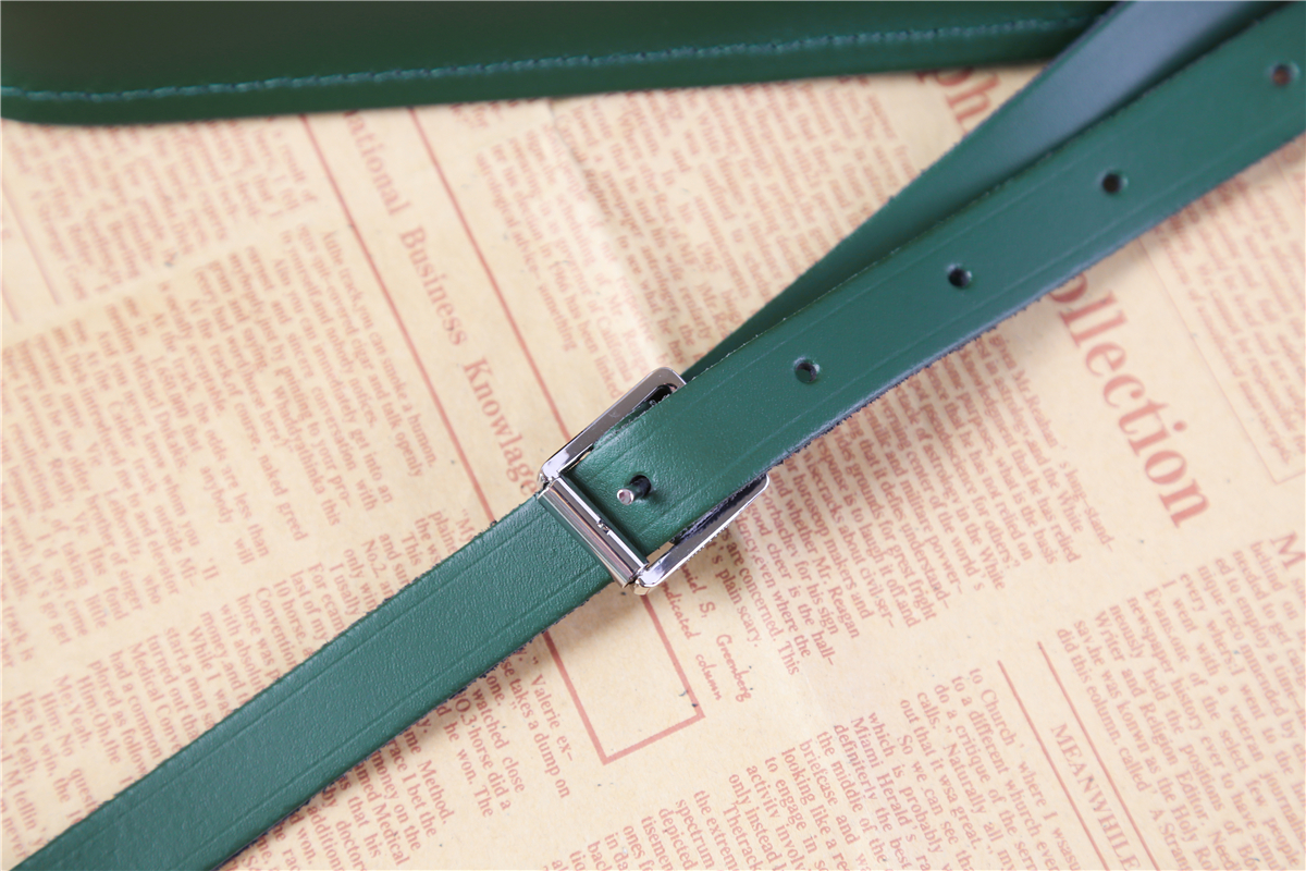 复古绿剑桥包如何搭配,英伦风剑桥包推荐