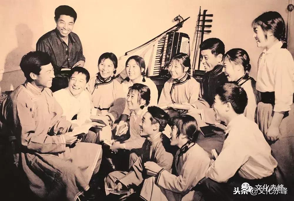 肃北乌兰牧骑高清图片,乌兰牧骑的老照片