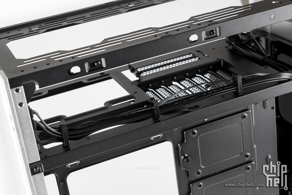 银欣altag1m机箱温度,银欣h1垂直风道机箱