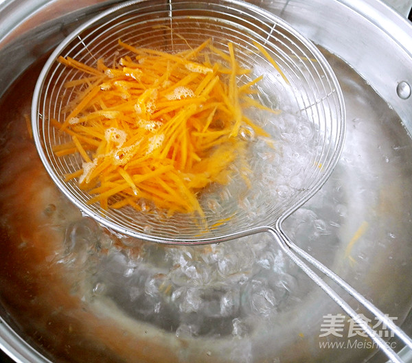 甘肃大妈教你地道的凉面家常做法,7道家常凉面做法筋道爽口又开胃