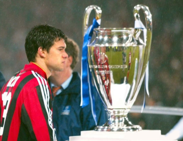 巴拉克拿过多少个欧冠亚军,巴拉克13个亚军几个冠军