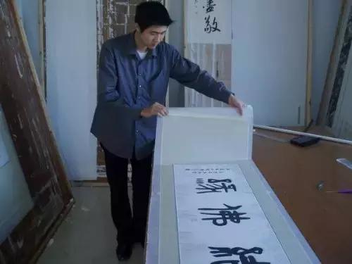 书画装裱的全过程,字画手工装裱如何处理