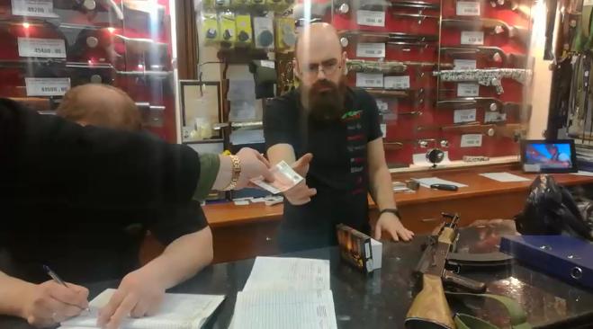 俄罗斯哪个城市有枪店,俄罗斯的武器店