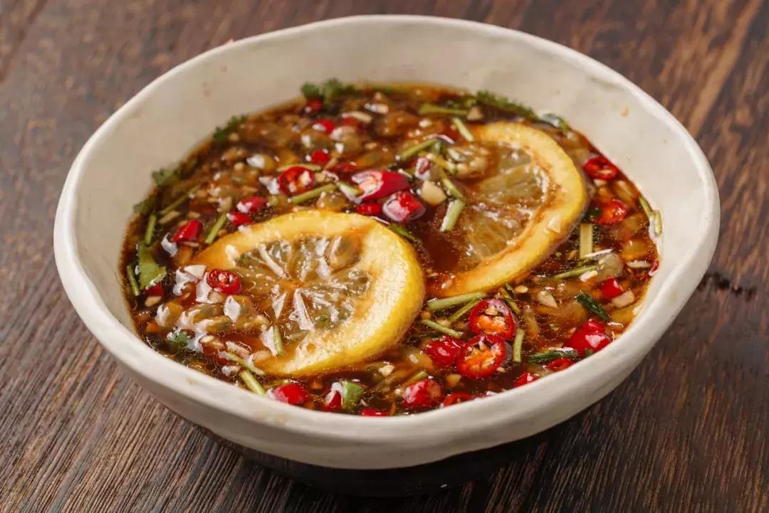 最简单的酸辣无骨凤爪做法,酸辣无骨凤爪最正宗的做法