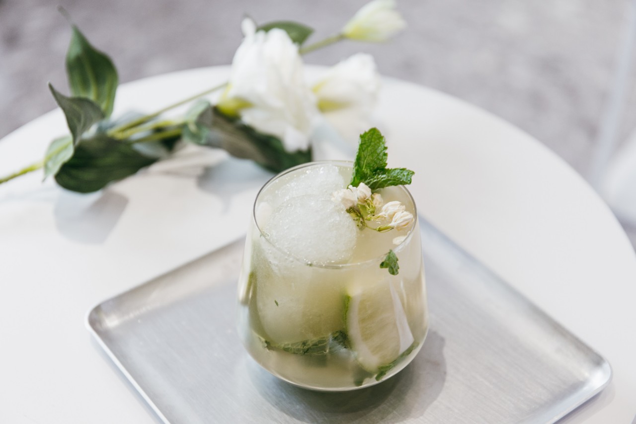 喜茶来啦,优雅气质喜茶