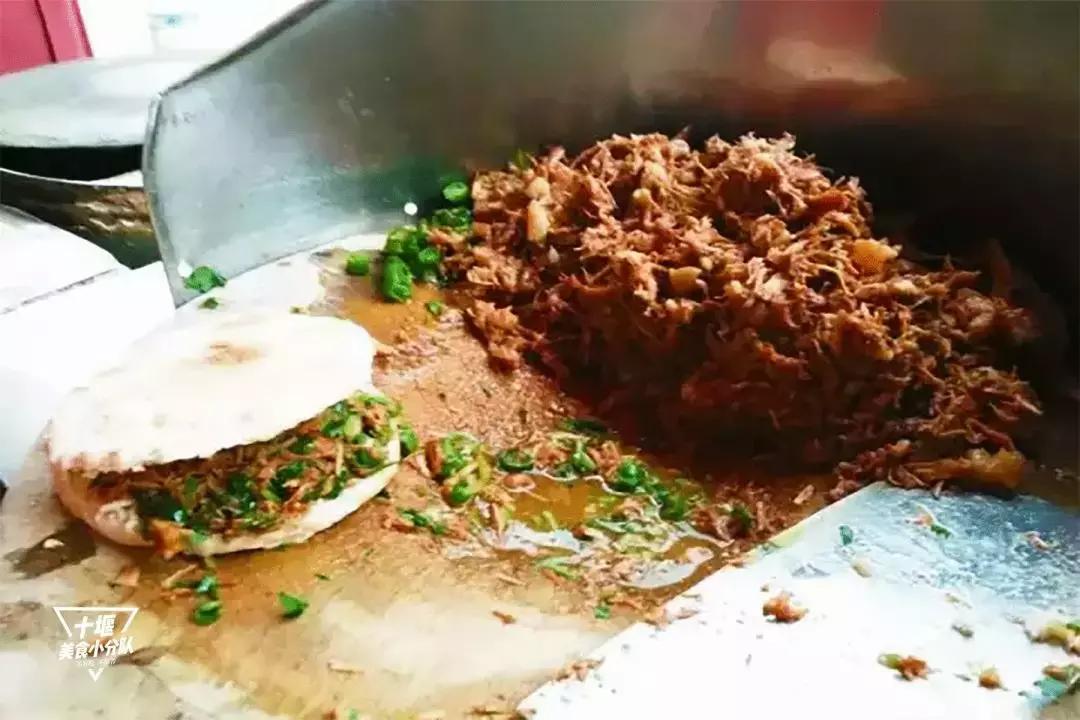 十堰小吃有哪些,十堰街头小吃攻略