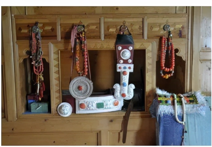 迭部下迭服饰介绍,迭部服饰