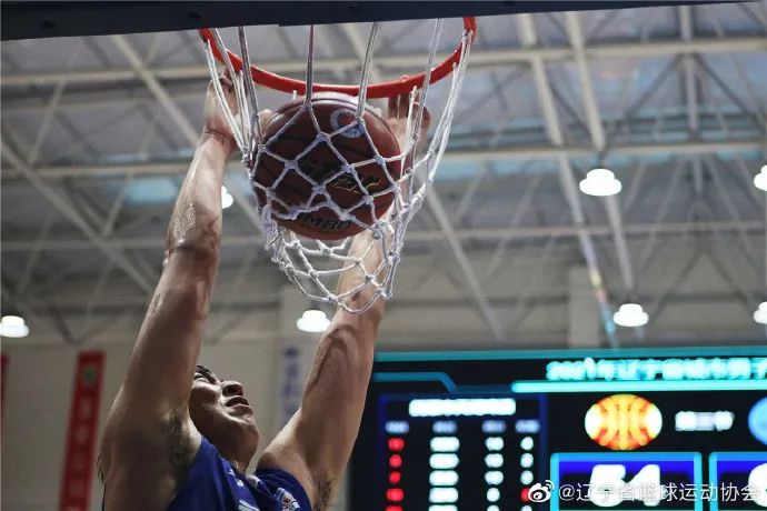 抚顺天湖啤酒比赛,抚顺天湖啤酒篮球队半决赛