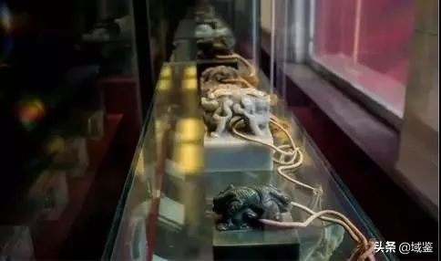 玉的颜色等级和寓意,玉什么颜色最贵