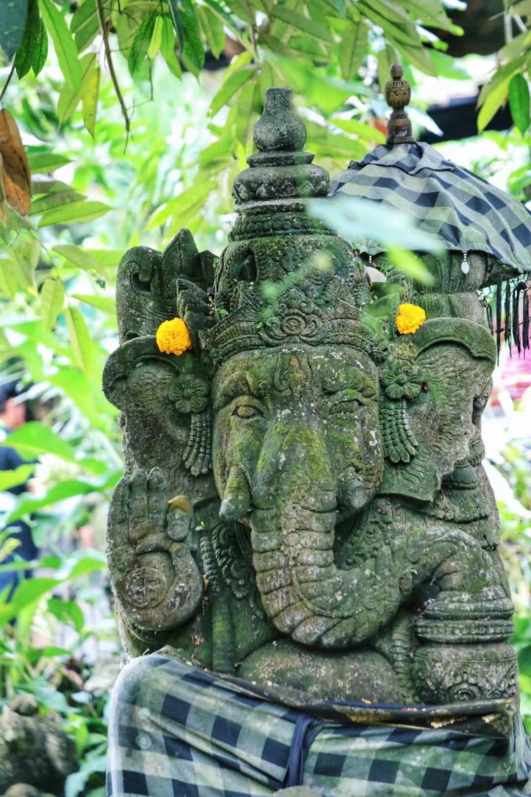 印度尼西亚举世闻名的旅游岛屿,印度尼西亚值得去的小岛