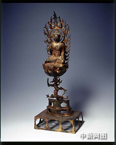 跟西湖有关的雷峰塔故事和信息,雷峰塔故事原版