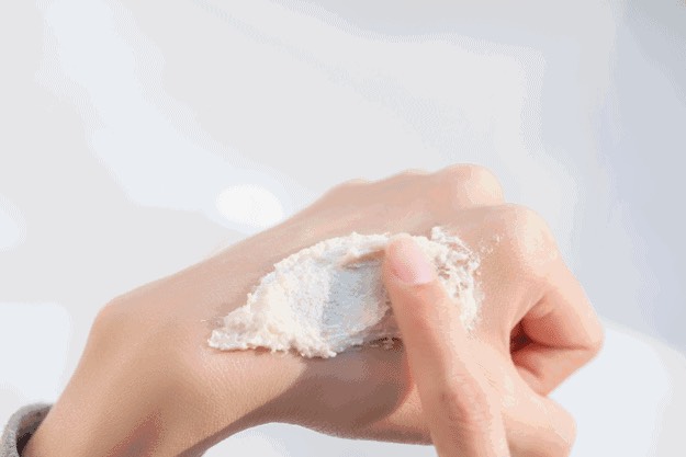 范冰冰皮肤白皙透嫩的秘诀,范冰冰嫩白面膜