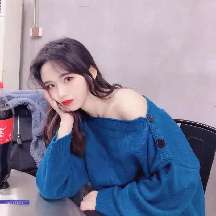 男生说我想你了他回复笑脸,男生对女生说我想你高情商怎么回