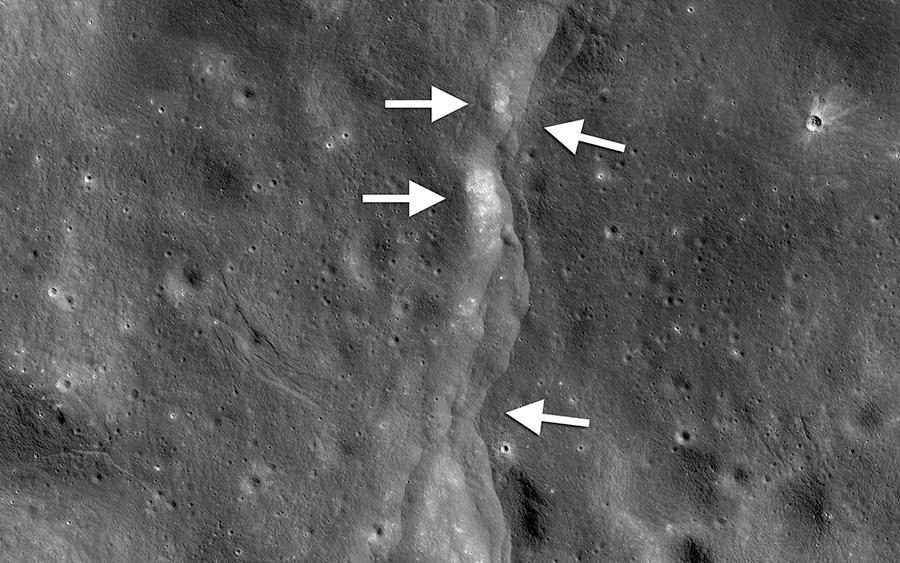 用天文望远镜看美国登月痕迹,国家望远镜是否看到了美国登月